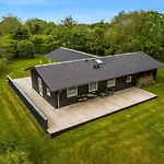 Jarno - 1km From The Sea By Interhome