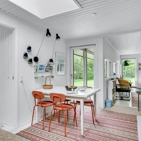 Ferienhaus Jarno - 1km From The Sea By Interhome *