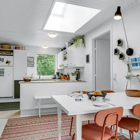 Jarno - 1km From The Sea By Interhome
